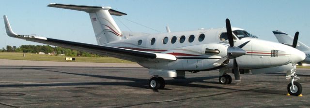 Beechcraft Super King Air 200 (N711VV) - 1990 Beech in Danville Va.