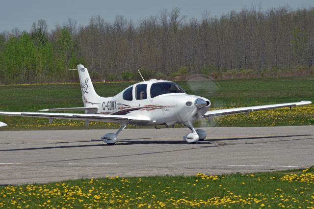 Cirrus SR-22 (C-GDMX) - 2006 Cirrus SR22 G2 (C-GDMX/1764) arriving at Kawartha Lakes Municipal Airport (CNF4) from Peterborough Airport (CYPQ) on May 18, 2021