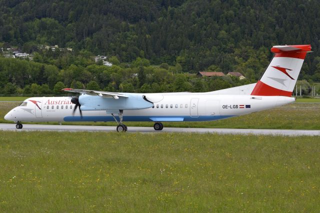 de Havilland Dash 8-400 (OE-LGB)