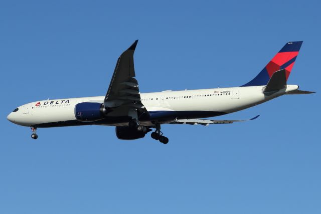 Airbus A330-900 (N410DZ) - 08/012022: Daily flight from JFK,USA, upon landing on runway 26.