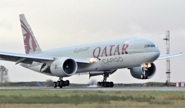 Boeing 777-200 (A7-BFR) - qatar cargo b777-f a7-bfr landing at shannon 5/12/20.