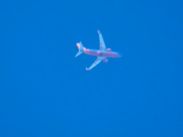 Boeing 737-700 (N7744A)