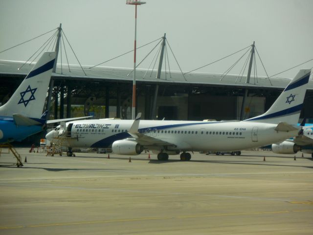 Boeing 737-800 (4X-EHA)