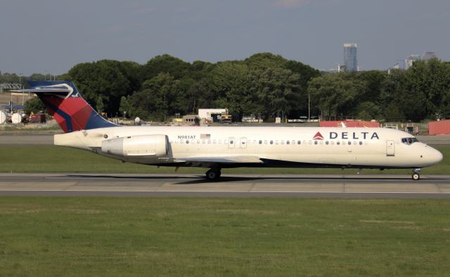 Boeing 717-200 (N981AT)