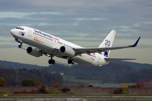 Boeing 737-800 (TC-SUJ)