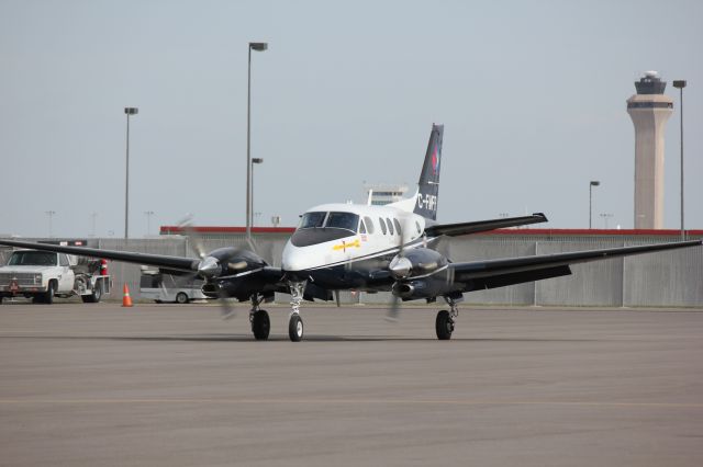 Beechcraft King Air 90 (C-FMFR)
