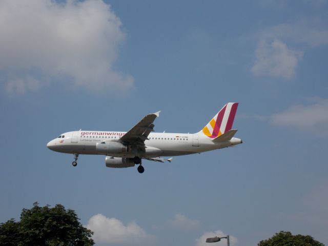 Airbus A319 (D-AGWO)