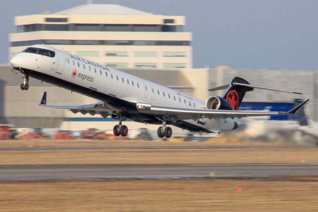 Canadair Regional Jet CRJ-900 (C-GJZS) - JZA8014 to St. John's, Canada.