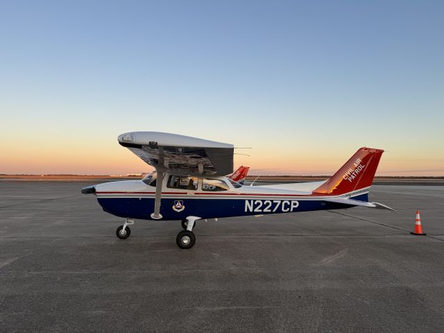 Cessna Skyhawk (N227CP)