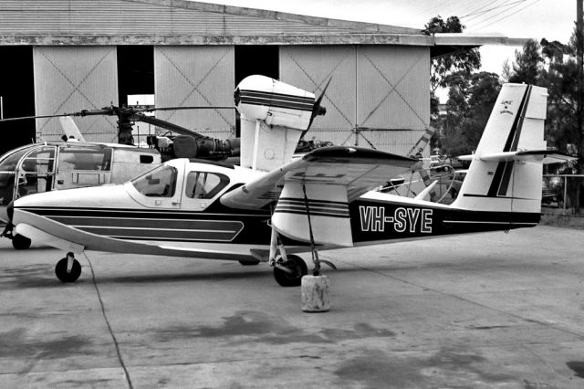 Cessna Skyhawk (VH-SYE) - TRAVEL WORLD BLACKTOWN - LAKE LA-4-200 BUCCANEER - REG VH-SYE (CN 746) - BANKSTOWN SYDNEY NSW.. AUSTRALIA - YSBK 2/8/1977