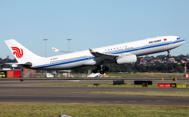 Airbus A330-300 (B-6503) - Lifting Off from Rwy 34L