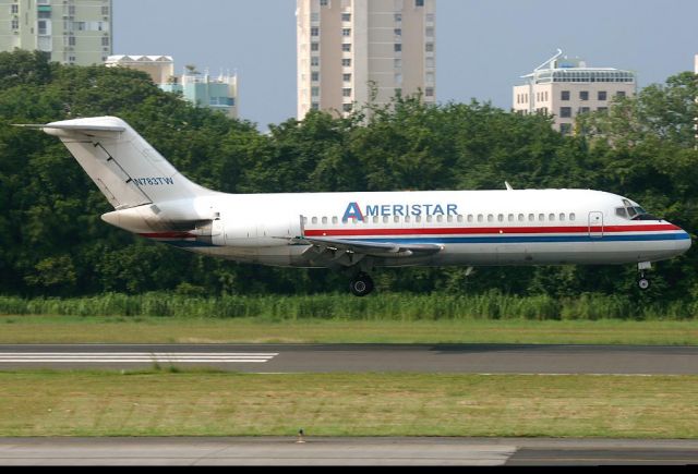 Douglas DC-9-10 (N783TW) - aji