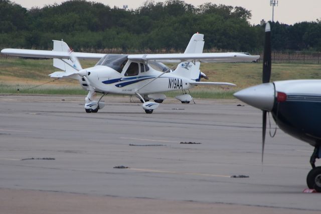 Cessna Commuter (N19AA)