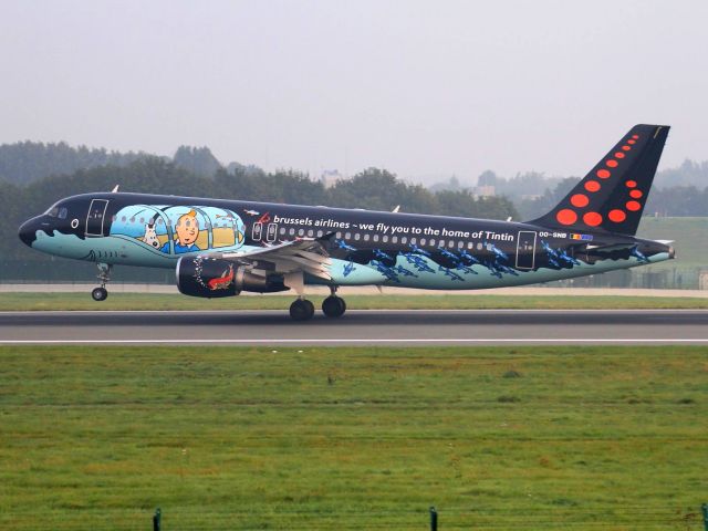 Airbus A320 (OO-SNB) - From London Heathrow EGLL England.