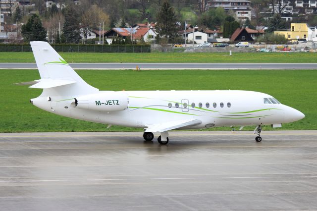 Dassault Falcon 2000 (M-JETZ)