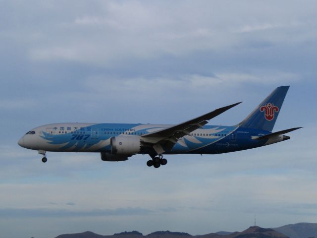 Boeing 787-8 (B-2727)