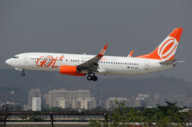 Boeing 737-700 (PR-GUI)