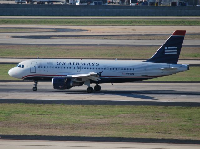 Airbus A319 (N705UW) - Arriving runway 8L - 4/6/13