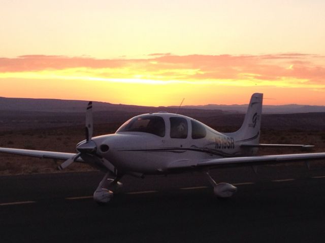 Cirrus SR-22 (N519SR) - Page, AZ