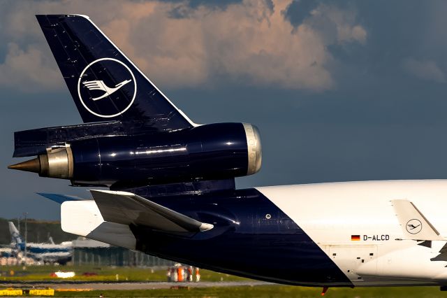 Boeing MD-11 (D-ALCD)