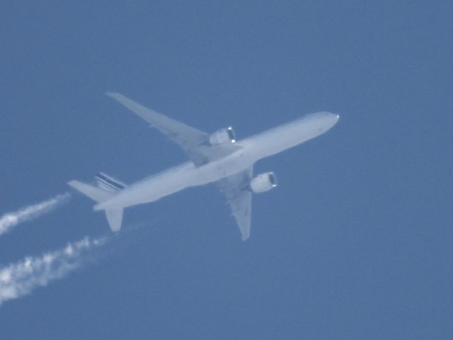 BOEING 777-300ER (F-GSQO)