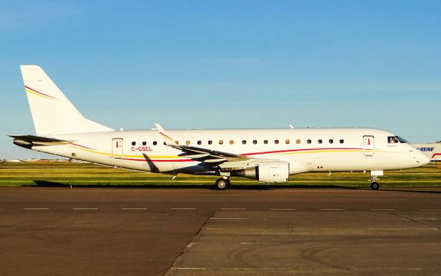 Embraer 175 (C-GSCL)