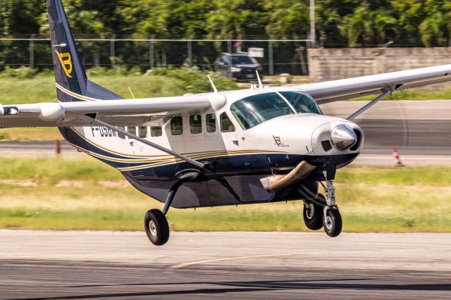 Cessna Caravan (F-OSBM)