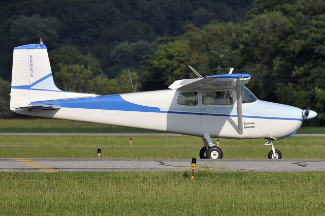 Cessna Skyhawk (N5623A) - Seen at KFDK on 8/23/2009.  Built in 1956!      a href=http://discussions.flightaware.com/profile.php?mode=viewprofile&u=269247  Profile/a