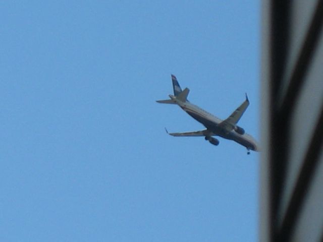 Airbus A319 —