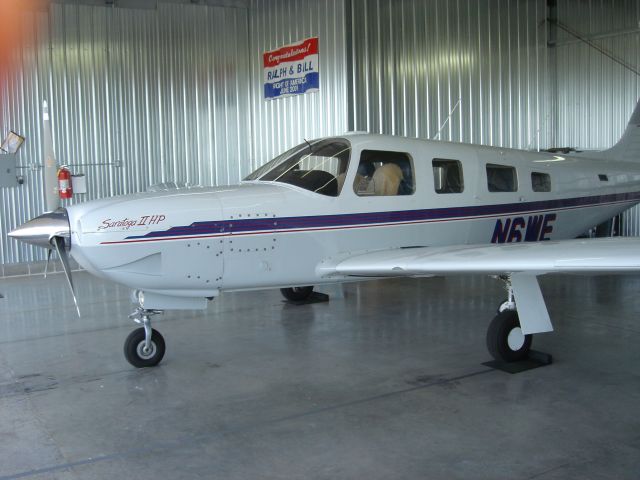 Piper Saratoga (N6WE)