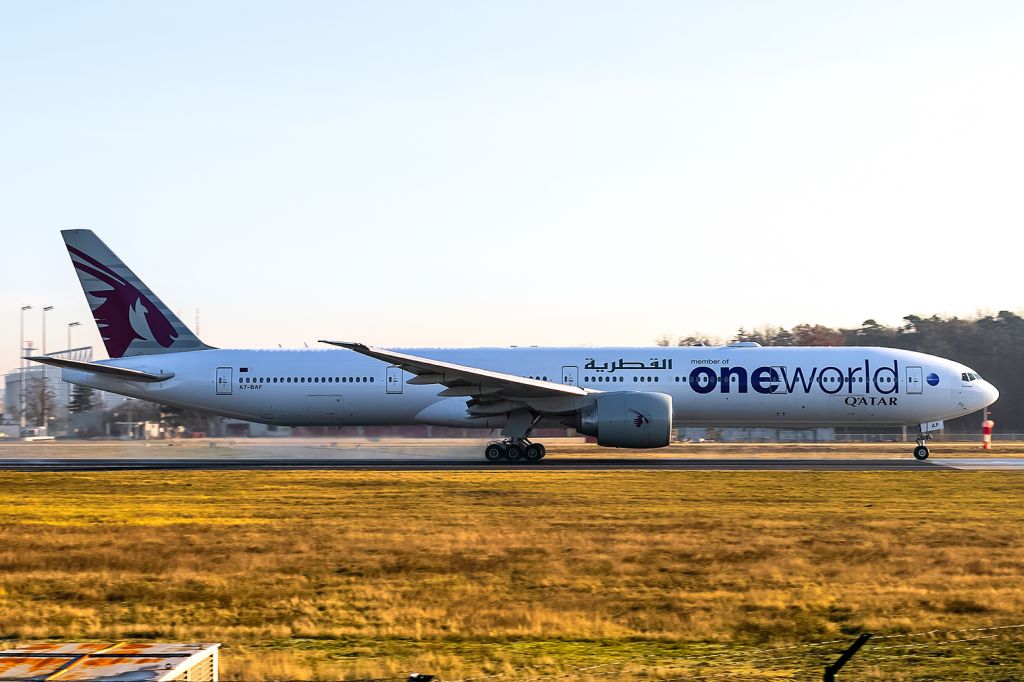 BOEING 777-300ER (A7-BAF)
