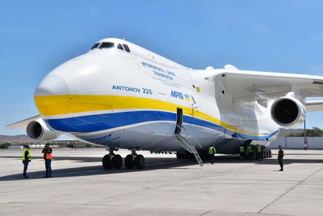 Antonov Antheus (UR-82060)