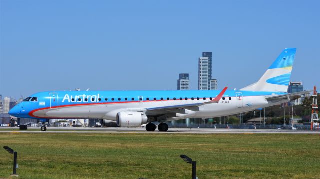 Embraer ERJ-190 (LV-GIQ)