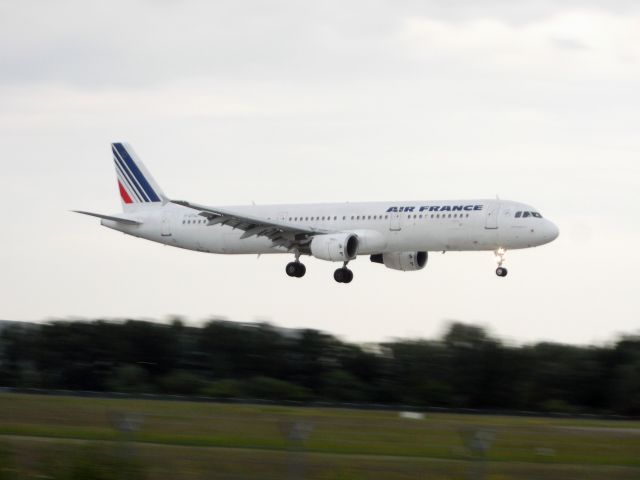 Airbus A321 (F-GTAJ)