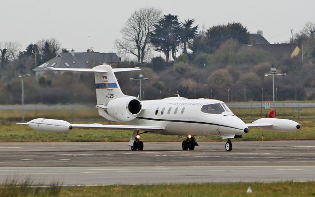 84-0126 — - "valor76" usafe c-21a 84-0126 arriving in shannon 9/3/18.