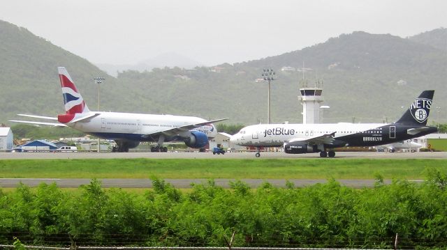 Airbus A320 (N633JB)