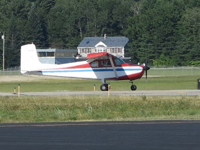 Cessna Skylane (N8818B) - Take off runway 17. I apologize for the blur, it was a hot day.