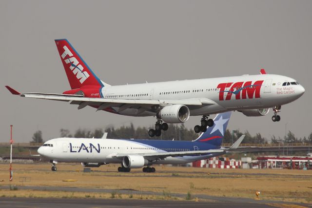 Airbus A330-200 (PT-MVO) - Alliance LAN-TAM !!!