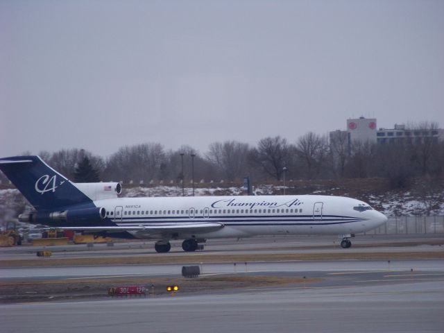 BOEING 727-200 (N681CA) - 3/16/08