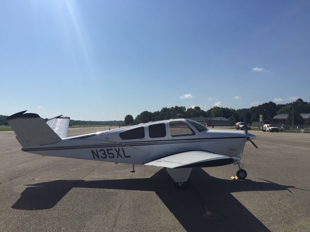 Beechcraft 35 Bonanza (N35XL)