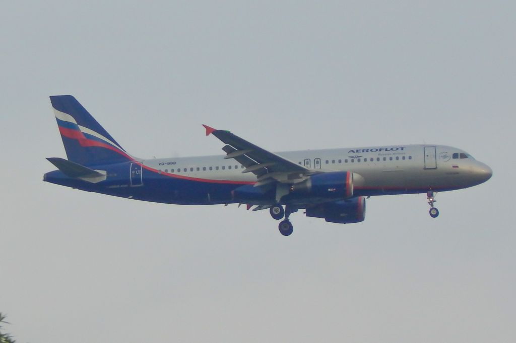 Airbus A320 (VQ-BBB)