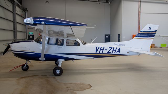 Cessna Skyhawk (VH-ZHA)