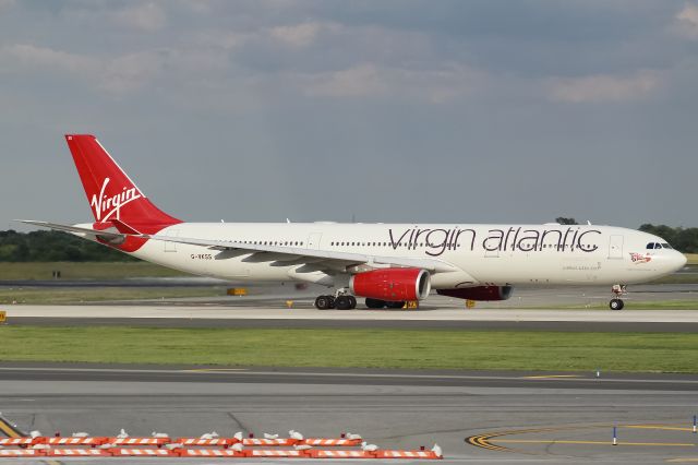 Airbus A330-300 (G-VKSS)