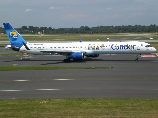 Boeing 757-200 (D-ABOJ)