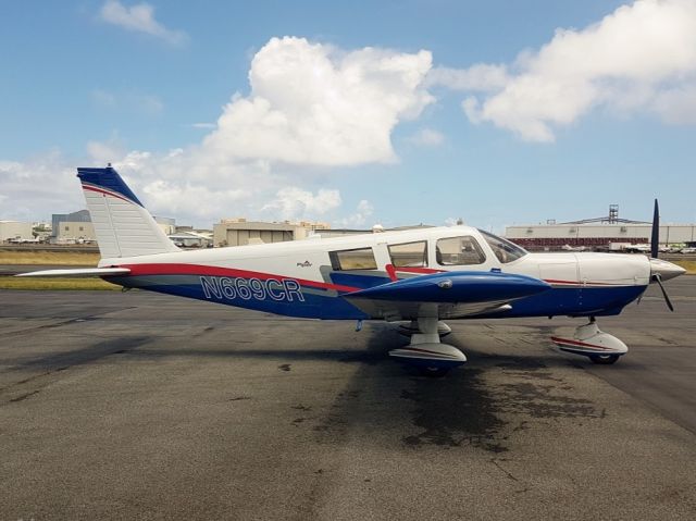 Piper Saratoga (N669CR)