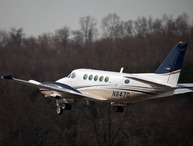 Pilatus PC-12 (VTE847) - This fine King Air B100 is available for charter in the Northeast from CFM Corporate Flight Management.