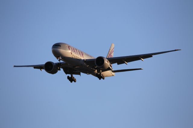 Boeing 777-200 (A7-BFW)