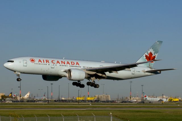 Boeing 777-200 (C-FNND) - C-FNND landing on rwy 33L at Toronto on October 7, 2010