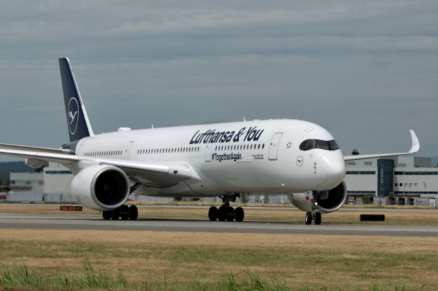 Airbus A350-900 (D-AIXP)