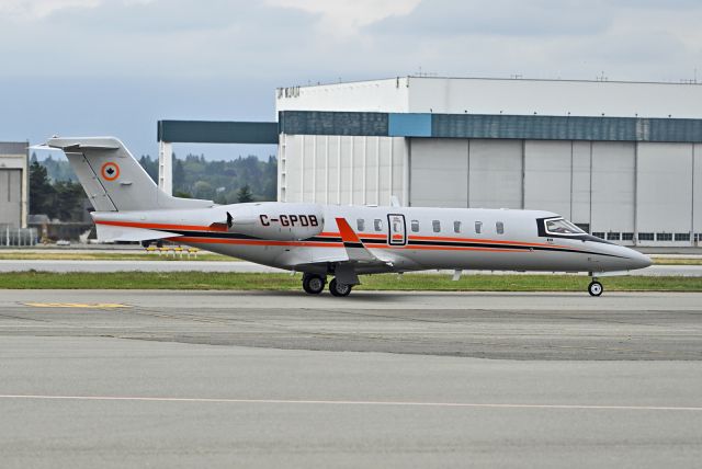 Learjet 45 (C-GPDB)